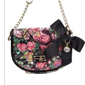 BETSEY JOHNSON ⭐️ crossbody bag